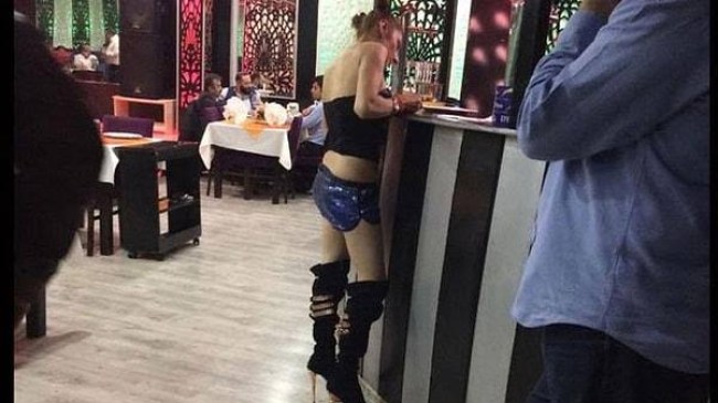 İzinsiz konsomatris çalıştıran mekana ceza