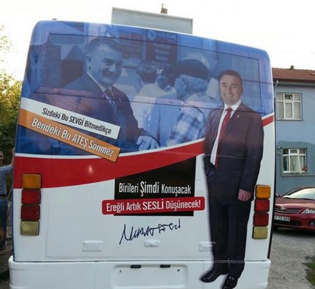 Sesli sahaya iniyor!..