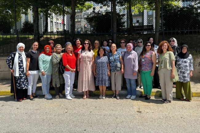 İzmit Akpınar'da kadınlarla buluşuldu