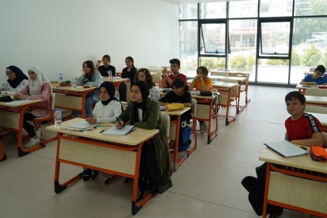 Çayırovalı öğrencilerden LGS'de büyük başarı