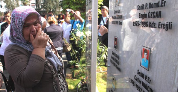 Gaziler gününde, gözyaşları sel oldu..