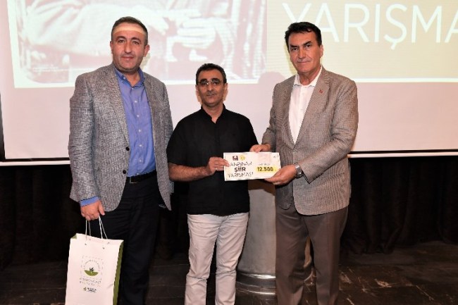 Yüzlerce eser katıldı, en güzel şiirler Bursa'dan çıktı