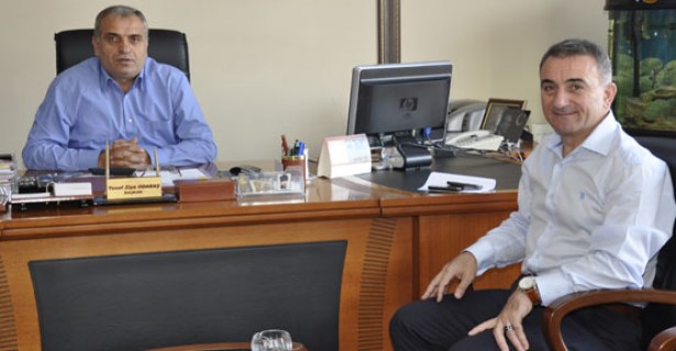 Sesli, Türk Metal'i ziyaret etti..