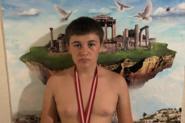 Muğlalı güreşçiler Beşpınar'da güreşti