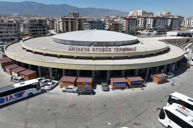 Hatay Büyükşehir'den otobüs terminaline bakım