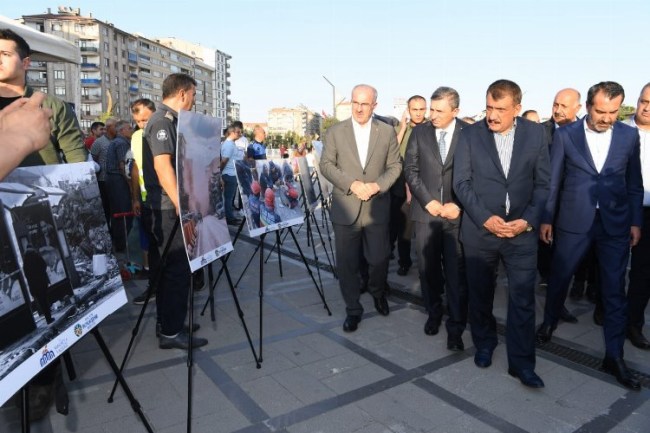 Malatya'nın 'Vefa Otobüsü' Elazığ'a yanaştı