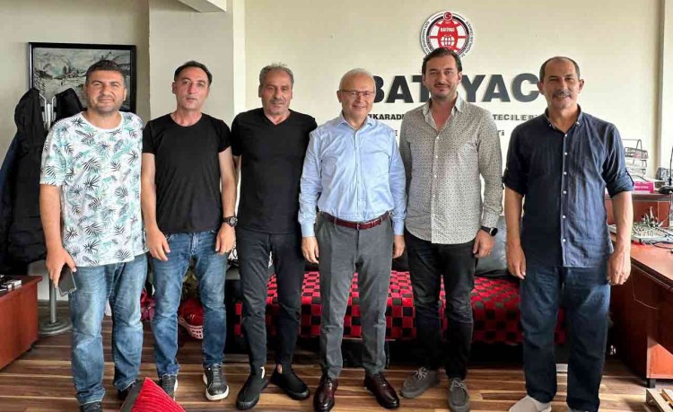 Prof. Dr. Candan BATİYAC’ı ziyaret ederek gazetecilerle biraya geldi