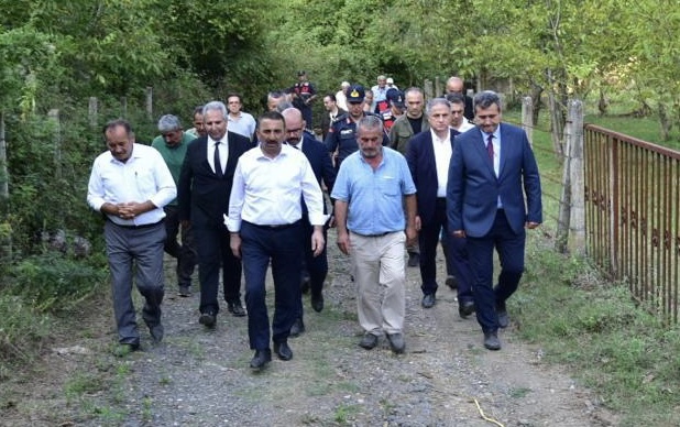 Vali Hacıbektaşoğlu ayağının tozuyla sahaya indi