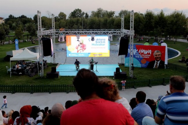 Sakarya'da Açık Hava Sahnesi'nde eğlence dolu hafta sonu