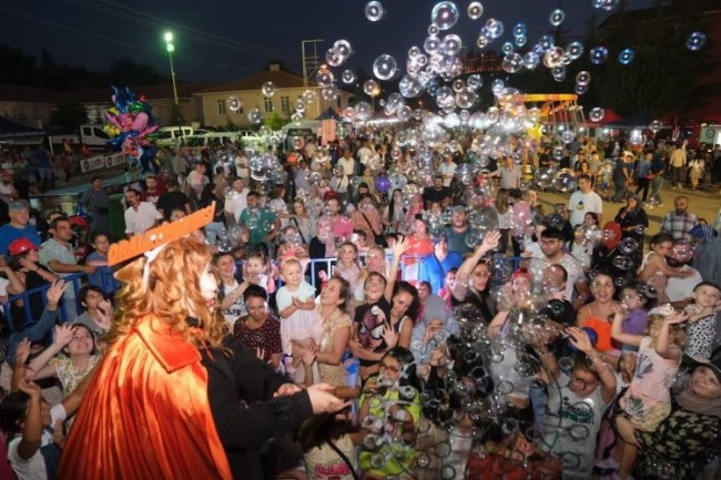 Seyitgazi'de panayır coşkusu