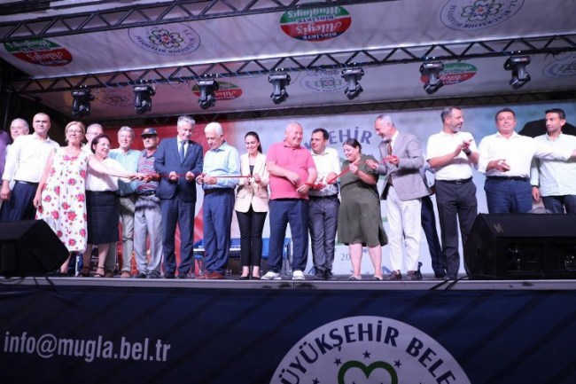 Başkan Gürün Dalaman Kitap Fuarı'na Katıldı