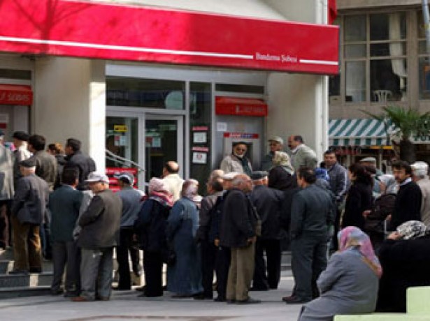 Emeklilerin gözü AİHMde