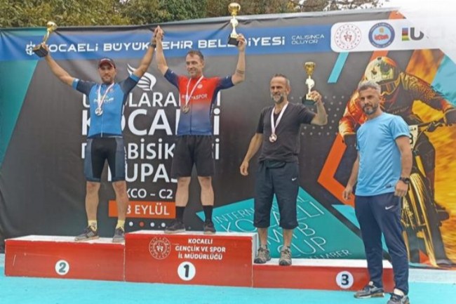 İnegöllü sporcular Kocaeli'de göz doldurdu