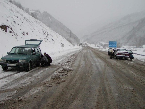 Zonguldak yolu kapandı!..
