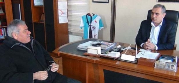 Muhtarlar Derneğin'den Türk Metal'e ziyaret..