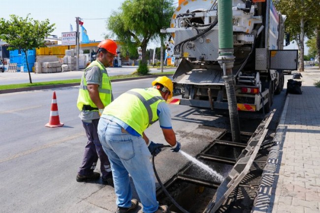 MESKİ'den yağmursuyu ızgara temizliği