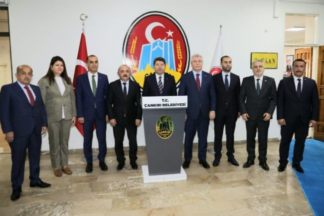 Adalet Bakanı Çankırı Belediyesi'ni ziyaret etti