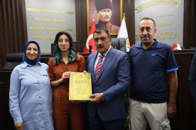 Malatyalı başarı öğrencilere 'büyük' tebrik