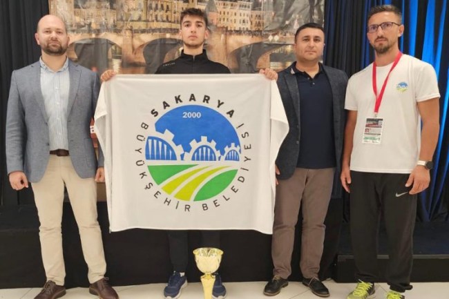 Sakaryalı sporcu İsviçre'de altın madalyanın sahibi oldu