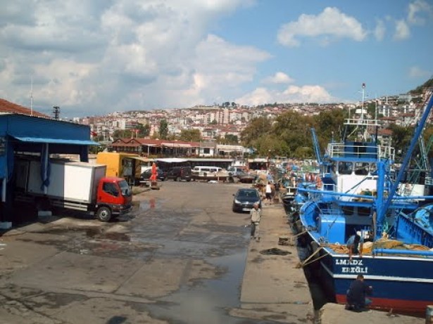 Bozhane siyasilerin gözbebeği oldu!..