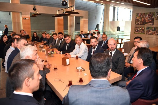 MHP Osmangazi'den Başkan Dündar'a ziyaret