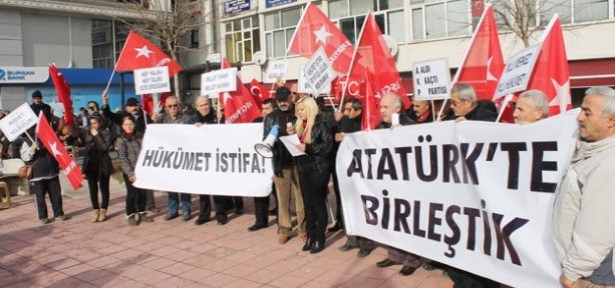 "Türk milletine takındığınız düşmanca tavırdan vazgeçin!.."
