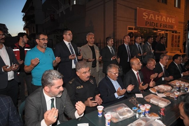 Kayseri protokolünden tanışma toplantısı