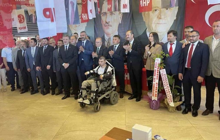 MHP’de Mustafa Öztürk güven tazeledi