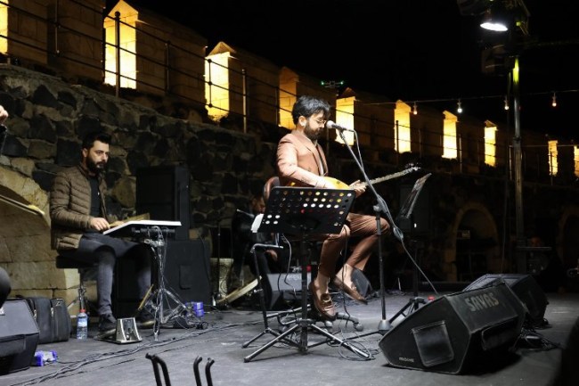 Nevşehir Kalesi'nde Neşet Ertaş gecesi