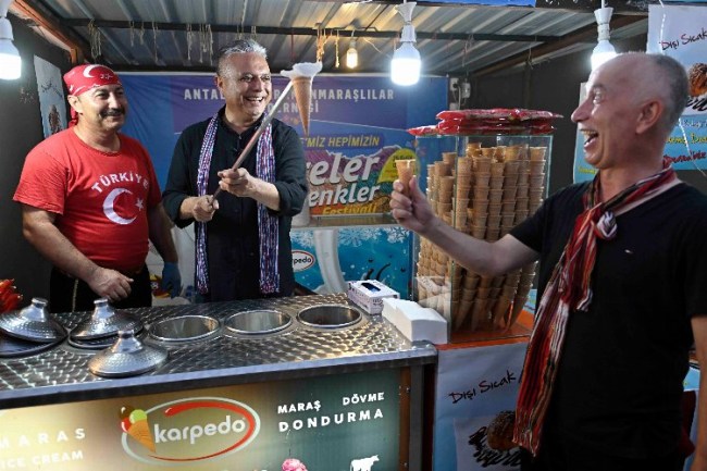 Türkiye'nin tüm renkleri Muratpaşa'da