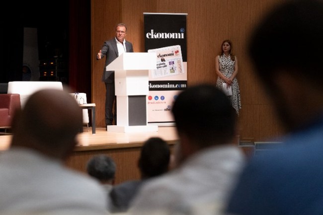 Seçer: "Orta direk konut alamıyor, kiralayamıyor"