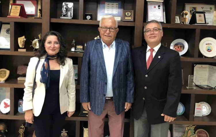 Muhittin Dikmen ziyaretlerine başladı