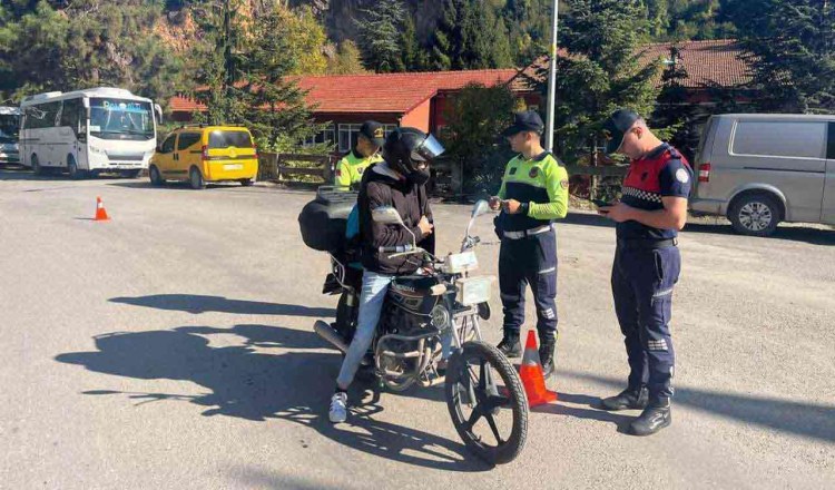Motosiklet kazalarını engellemek için denetimler sürüyor