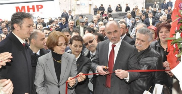 "MHP, GÜMBÜR GÜMBÜR!.."