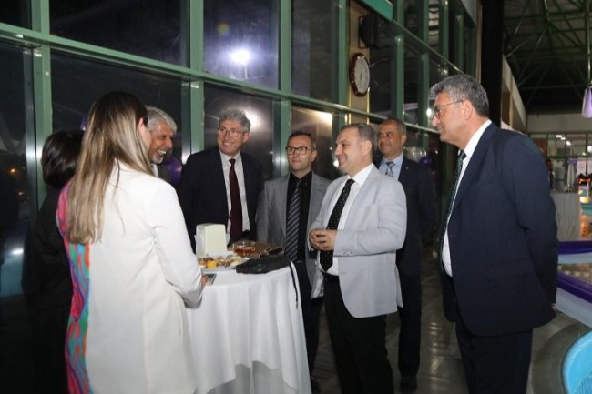 ERÜ'de "Rektör-Akademisyenler Buluşması" başladı