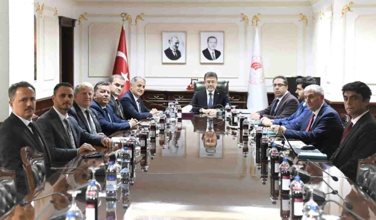 Bozkurt Tarım ve Orman Bakanı Yumaklı ile görüştü