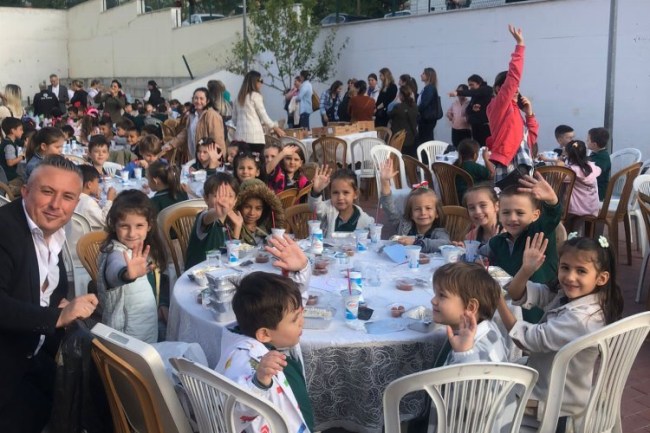 Edirne Raşit Efendi İlkokulu'nda pilav günü