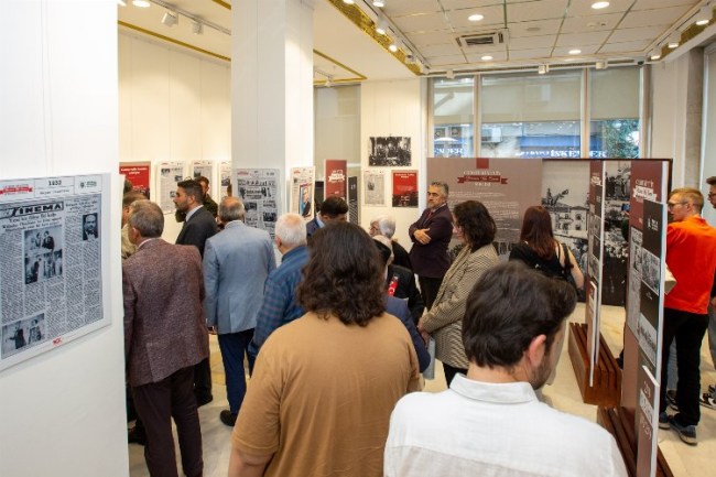 Bursa'da Cumhuriyet coşkusu sergilere yansıdı