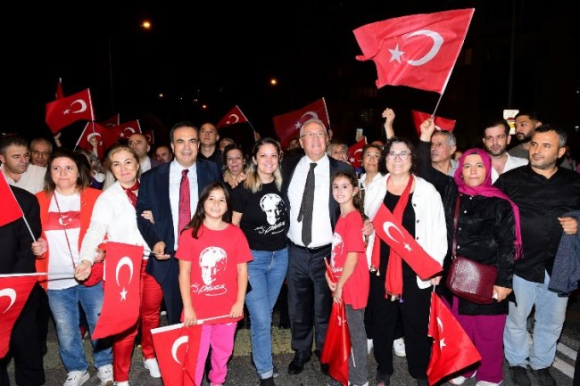 Karabağlar'dan 2. Yüzyıla muhteşem karşılama