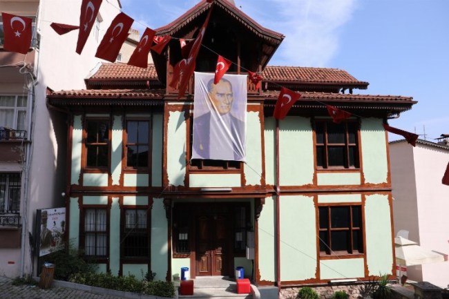 İzmit, Atatürk'ü Milli Mücadele Anı Evi'nde anacak