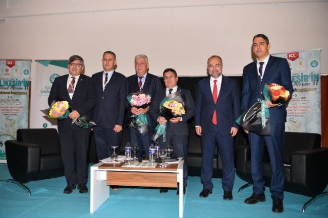 Balıkesir'in Kültürel Mirası Uluslararası Sempozyumu başladı