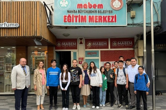 Manisa Büyükşehir'den üç ilçeye ziyaret