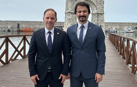 Kurultay’da fikir ayrılığına düşmüşlerdi. Kazanan Ertuğrul oldu