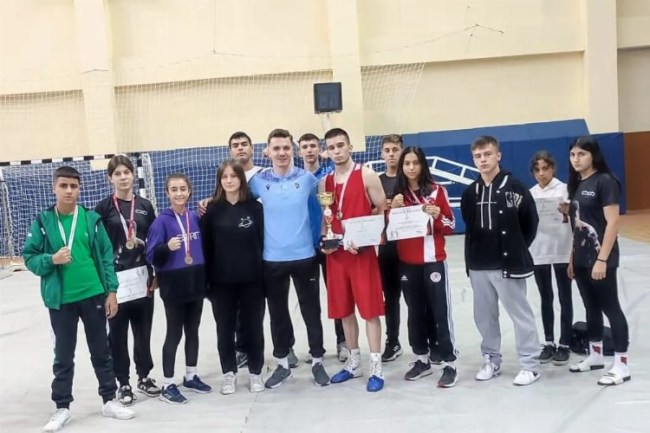 Manisalı sporcular Bilecik'ten 12 madalya ile döndü