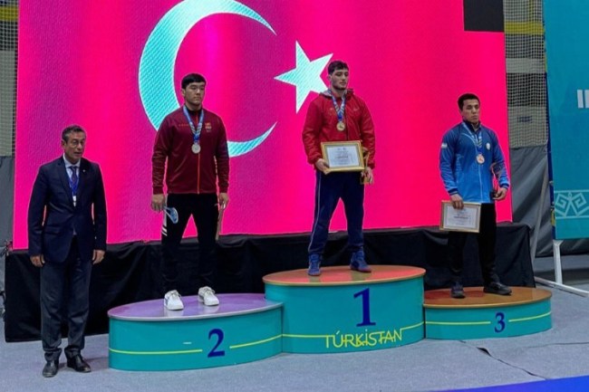 Sakaryalı sporcudan Kazakistan'da Milli gurur