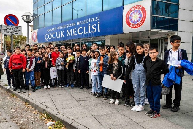 Gedik 28. Dönem Çocuk Meclisi'nin başkanı seçildi