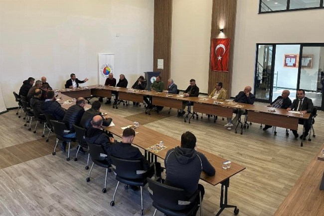 İpsala Ticaret Borsası'nda çeltik üreticileri ile değerlendirme toplantısı yapıldı