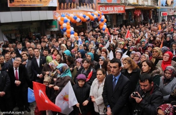 AK PARTİ'DEN GÖVDE GÖSTERİSİ!..