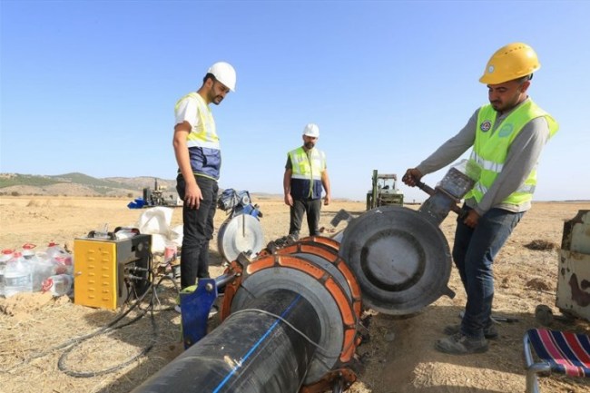 DESKİ'den 13 mahallenin su sorununa neşter