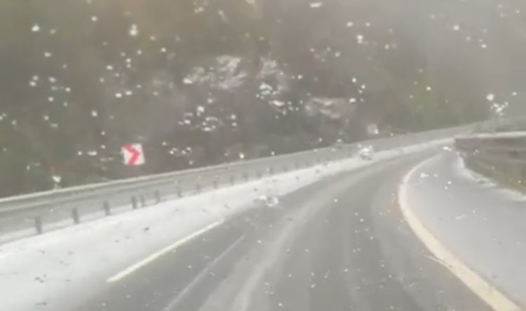 Kdz.Ereğli-Zonguldak yolunda kar yağışı başladı